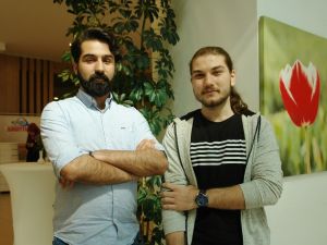 Savaş ve doğayı takılara yansıttılar