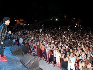 Silifkeli gençler Buray ile coştu