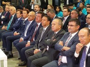 Zeybekci: "Yeni bir zirveyi 2017 yılında oluşturacağız"
