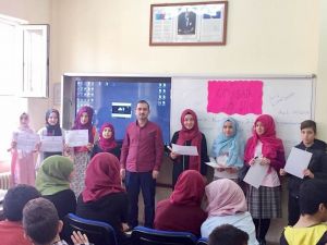 İmam Hatip Ortaokulunda 40 Şair 40 şiir yarışması