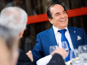 Ünlü işadamı yatırımlarının bir kısmını Türkiye’ye getirecek