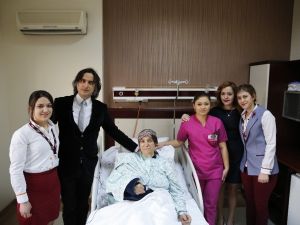 Sırtından alınan kaslar omzuna nakledildi