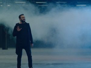 Hakan Şimşek yeni teklisi ’Pire’ ile döndü