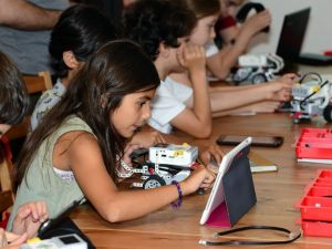 Da Vinci Learning ve TV+ iş birliğiyle teknoloji meraklısı çocuklara özel atölye çalışması
