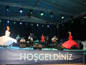 Mithat Körler Ünyelileri coşturdu