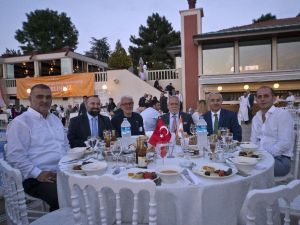 Mobilya sektörünün geleneksel iftar yemeği
