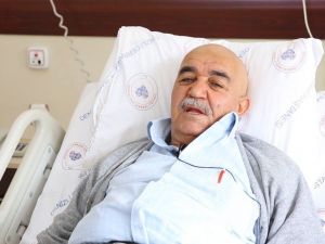 Kolundan uygulanan anjiyo ile sağlığına kavuştu