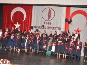 YDÜ Tıp Fakültesi mezuniyet törenine üst düzey katılım