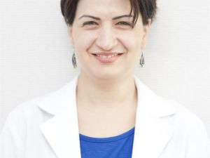 Dermatoloji Uzmanı Uzm. Dr. Emir: “Aşırı terleme iş ve okul hayatını etkiliyor”