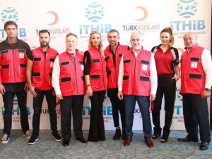 Kızılay, Türk Tekstili ile dünyaya iyilik taşıyacak