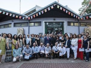 Festival coşkusu Anjelika Akbar ile başladı