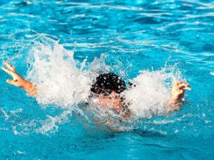 Boğulan birine nasıl yardım edilmeli?