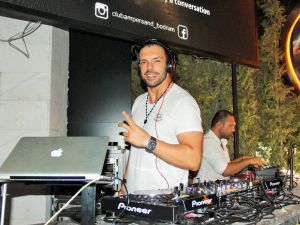 Hüseyin Karadayı: “Dj’lik yapan fenomenler gelip geçici”