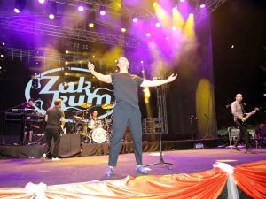 Finike Portakal Festivali Zakkum konseri ile devam etti