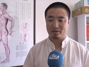 Müslüman olan Çinli Doktor iki bin yıllık Çin tıbbını Türkiye’ye getirdi