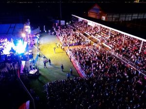 Mustafa Ceceli nikah öncesi Kocaeli’nde coştu