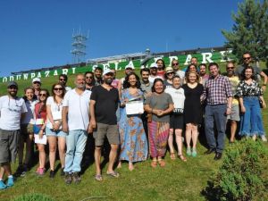 Cenaze İşleri filminin çekimleri devam ediyor