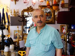 İstanbul’un tarihini aydınlatan 40 yıllık avize ustası
