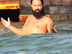 Koray Avcı, Bodrum’da tatilin tadını çıkarıyor