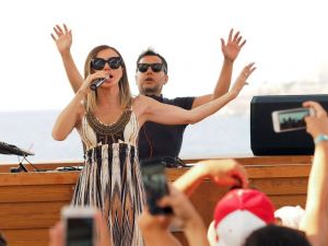 Gülşen otel odasında kabus dolu anlar yaşadı