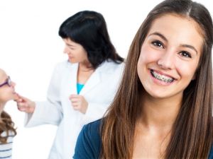 Estetik olmayan diş, yapısal sorunlara yol açıyor