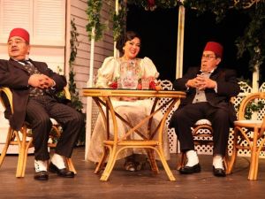 Hisse-i Şayia İzmir fuarında herkesi güldürdü