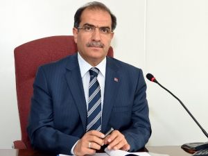 Vali Demir, "Kamu kaynaklarını arttırmak için yeni projeler üretmeliyiz"