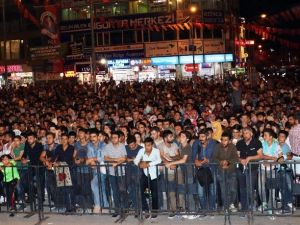 Vanlılar Yusuf Güney ile coştu