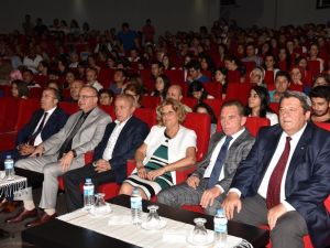 LYS’de başarılı olan MABEM’li öğrencilere ödül