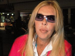 Ahu Tuğba, Göz Yaşları İçinde Hastalığını Anlattı