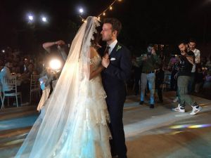 Dünya güzeli geline, Trakya düğünü