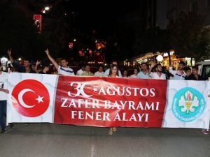 Manisa’da 30 Ağustos’ta Emre Altuğ coşkusu