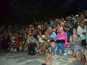 Didim’de Halk Oyunları festivali coşkusu