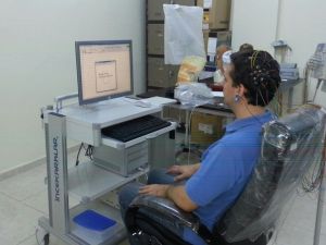 Beyin dalgalarıyla hareket edebilen robotik donanım