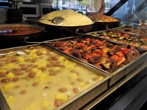 Alaçatı’nın lezzetleri kitaplaştırıldı