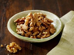 Ceviz tüketimi sindirim sistemi sağlığı için faydalı