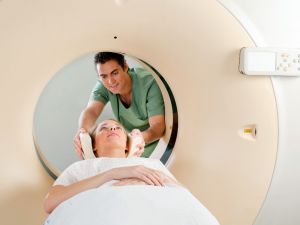 Kanser vakalarının artışı radyoterapist ihtiyacını da artırıyor