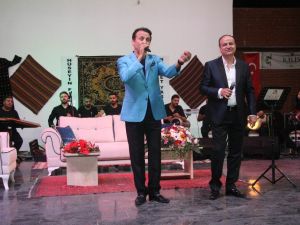 Kilisliler Ünlü sanatçılar coştu