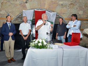 Foça’da İlber Ortaylı’ya büyük ilgi