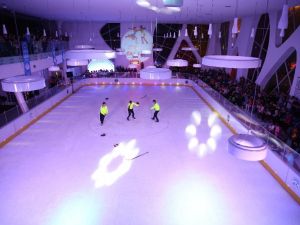 Buz pistinde muhteşem gösteri