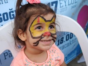 Kuşadalı çocuklara okul öncesi şenlik motivasyonu