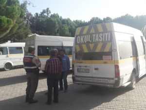 Jandarma Komutanlığı servis araçlarını denetledi