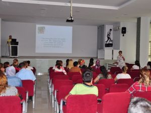 Milas’ta velilere okula uyum eğitimi