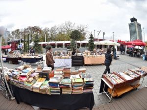 Sahaflar 11’inci kez Beyoğlu’nda kitapseverlerle buluştu