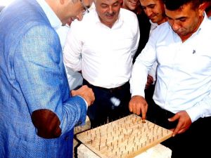 Kaymakam ve başkan çocukluklarına döndü