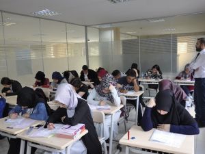 Ümraniye Belediyesi üniversiteli yapıyor