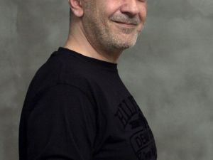 Algan Sezgintüredi Balat’ta okurları ile buluşacak