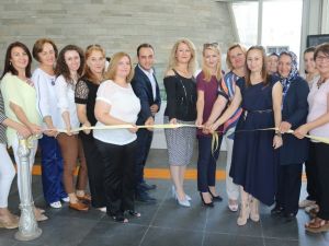 Akhisar’da alüminyum folyo el sanatları sergisi