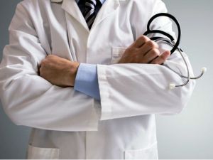 “Sağlık çalışanlarına yönelik şiddeti engellemek için beden dili şart”