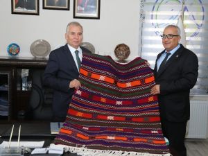 Hayri Dev ismi Kültür Merkezinde yaşatılacak